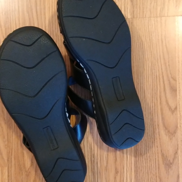 Coft & Barrow Sandals Women's Size 6 NWOT - Picture 4 of 4